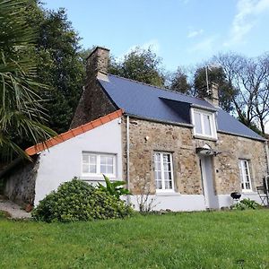 Quettehou Maison Normande Proche De La Mer Et Des Commodites Exterior photo