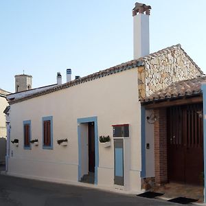 Serramanna Domus Petrarca Guesthouse Exterior photo