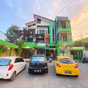 מלון Sudiang Wisma Binanga Exterior photo