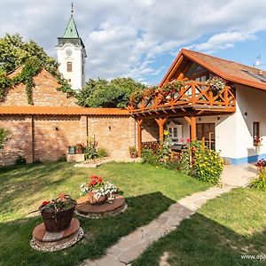 דירות Dolní Bojanovice U Starenky Exterior photo