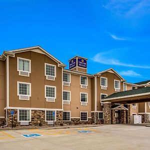 Cobblestone Hotel & Suites - Cozad Exterior photo