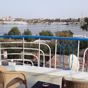 לוקסור Hofni Palace Nile Niew Exterior photo