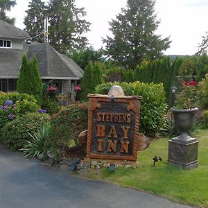 Coal Harbour The Oceanfront Inn On Stephens Bay Exterior photo