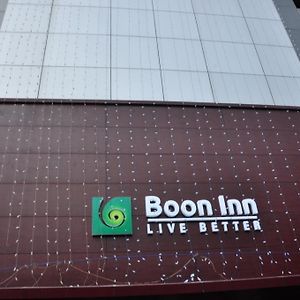 פלקאד Boon Inn Exterior photo