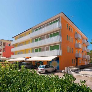 Two-Bedroom Apartment In Bibione VIII Exterior photo