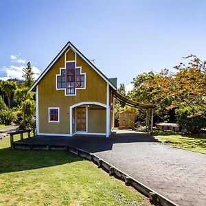 The Gingerbread House - אוהקונה Exterior photo