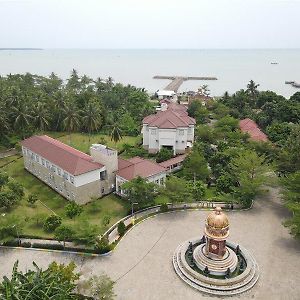 Pandeglang Asoka Resort Banten Exterior photo