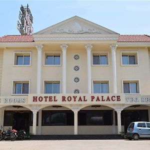 Karād Royal Palace Exterior photo