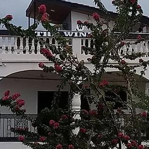 אקרה The Winford Boutique Hotel Achimota Exterior photo