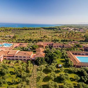 קאלה ליברוטו I Giardini Di Cala Ginepro Hotel Resort Exterior photo