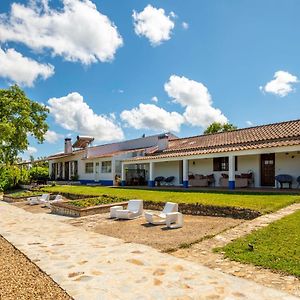 בית הארחה סאו לואיס 	Monte Pedras Negras Exterior photo