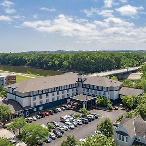 Chaska Townsquare Place Exterior photo