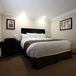 Raincross Hotel ריברסייד Room photo