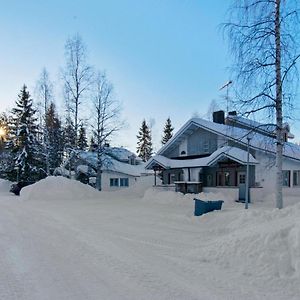 Hyrynsalmi Holiday Home Hallantytar B3 Paritalo Inc- 2 Ski Ticke By Interhome Exterior photo