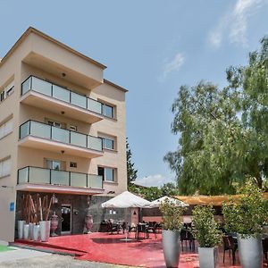 גראנולרס Hotel H Exterior photo