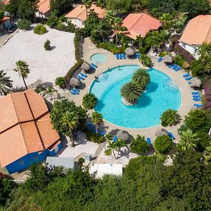 וילמסטאד Studio At The Pool In Tropical Resort Seru Coral With Privacy And Large Pool Exterior photo