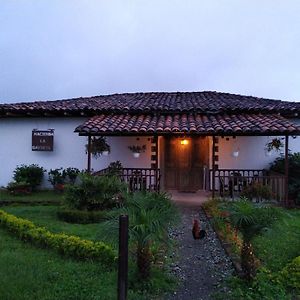 הוילה Chinchiná Hacienda Cafetera La Gaviota Exterior photo
