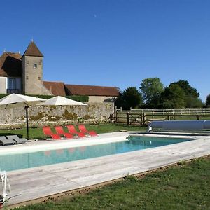 הוילה Le Brethon Charmante Maison Du Xve Avec Piscine, Jardin Et Terrasse En Lisiere De La Foret De Troncais - Fr-1-489-217 Exterior photo