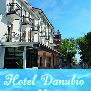 בלריה-איגאה מרינה Hotel Danubio Exterior photo