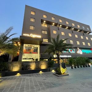 Nadiād Hotel Cypress Exterior photo