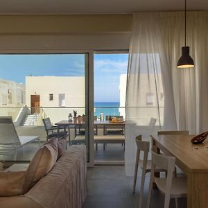 קוקינוס פירגוס Thetis Beach Suites Exterior photo