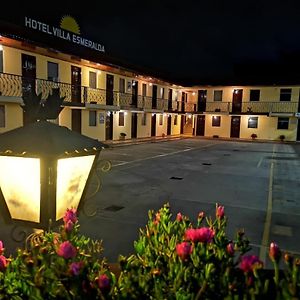 קצאלטננגו Hotel Y Restaurante Villa Esmeralda Exterior photo