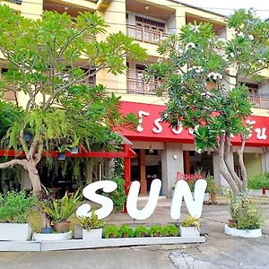 פטצ'אבורי Sun Hotel Exterior photo