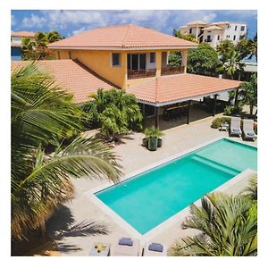 Belnem Puur Bonaire Boetiekhotel Exterior photo