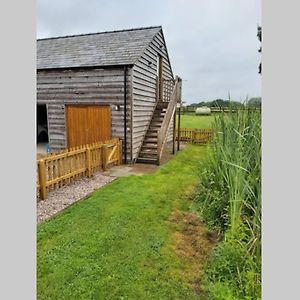 Hargrave Swallows Retreat: A Country Loft Apartment Exterior photo