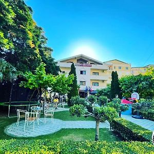 Lezhë Hotel Ambasador Garden Exterior photo