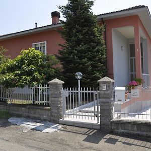 לינה וארוחת בוקר Felegara La Casa Dei Nonni Exterior photo