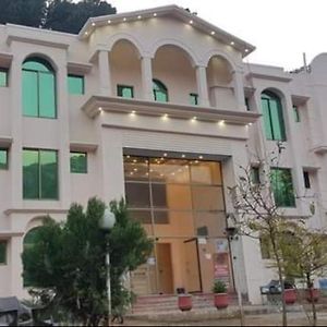 Balakot Hotel Pine View & Restaurant Exterior photo