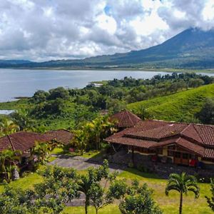El Fosforo Pie In The Sky 3 Amazing Luxury Home With Lake And Volcano View Exterior photo
