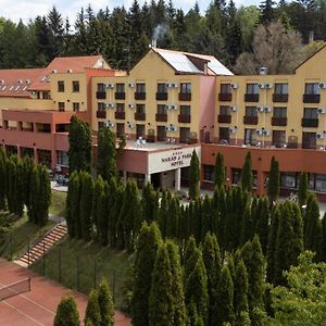 Mátraszentimre Hotel Narad Exterior photo