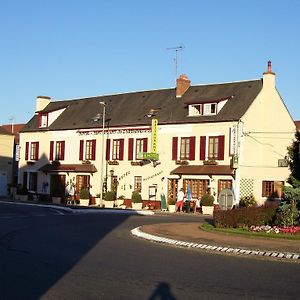 דסיז Hotel De L'Agriculture Exterior photo