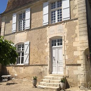 לינה וארוחת בוקר Rouillac  Le Petit Logis Exterior photo