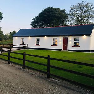 Lisacul Keanes Country Cottage In The Heart Of The West Exterior photo