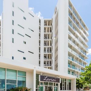 מקיי Lanai Riverside Apartments Exterior photo