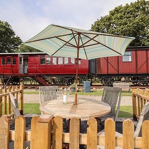 הוילה הלסטד The Carriage At High Barn Heritage Exterior photo