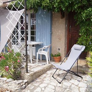 הוילה Saint-Étienne-les-Orgues Petit Studio Atypique Et Cosy En Provence Exterior photo