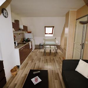 Saint-Germain-lès-Corbeil Room In House - F2 In Suburban Residence 30 Km From Paris Exterior photo
