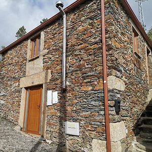 הוילה וילה ריאל "Casa Do Avo Armindo" Mountain Experience Exterior photo