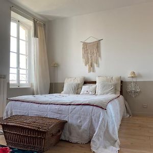 Coursan Le Logis Blanc Bed&Breakfast Exterior photo