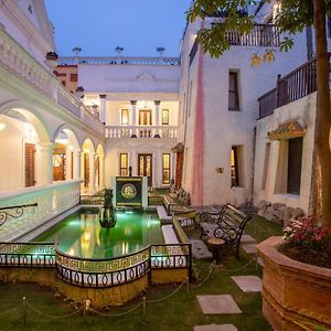 קטמנדו Baber Mahal Vilas - The Heritage Hotel Exterior photo