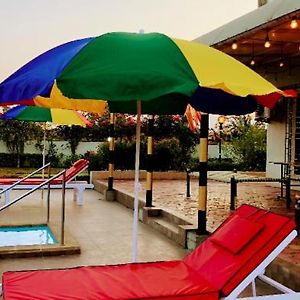 Boisar Umbrella Pool Dive Villa Exterior photo