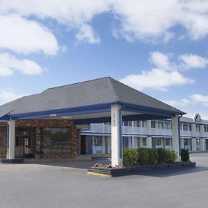 Days Inn By Wyndham ווינסבורו Exterior photo