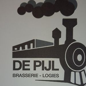 מלון מכלן Brasserie & Logies De Pijl Exterior photo