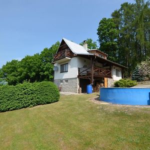 הוילה Hnanice  House With The Pool And Fenced Garden Exterior photo