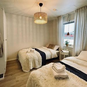 בודן Guestly Homes - Spacious 3Br Apartment With 6 Beds Exterior photo