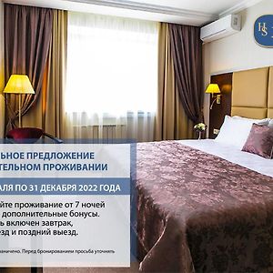 מוסקבה Hotel Salut Exterior photo